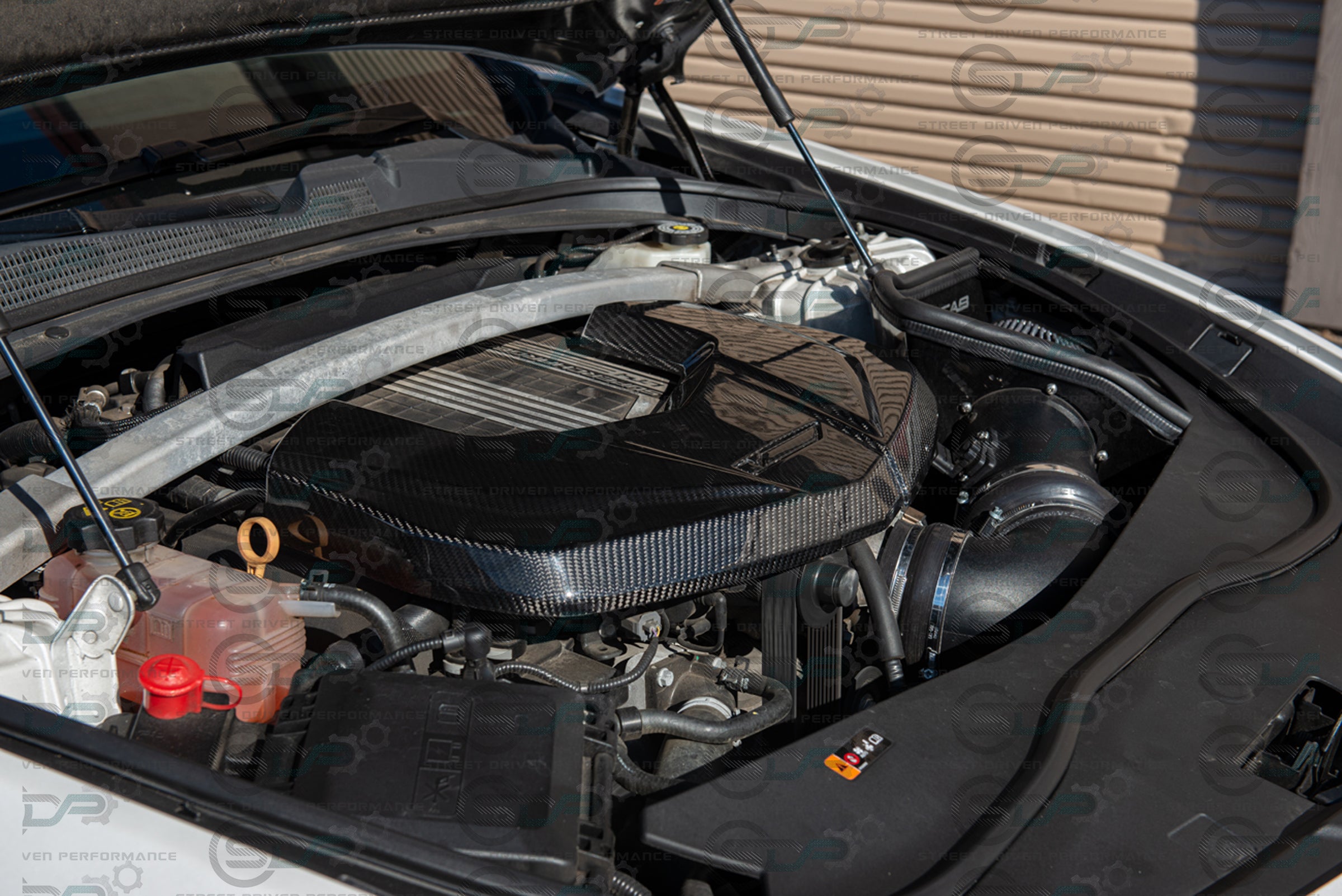 CTS-V V3 - Carbon Fiber Engine Cover for Chevrolet LTx LT4 Supercharged engines